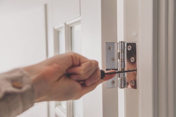 Hinge Repair in Garland