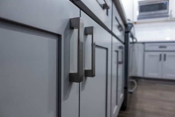 Hardware Mounting in Garland